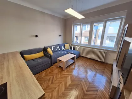 Stari Grad | 4zida.rs