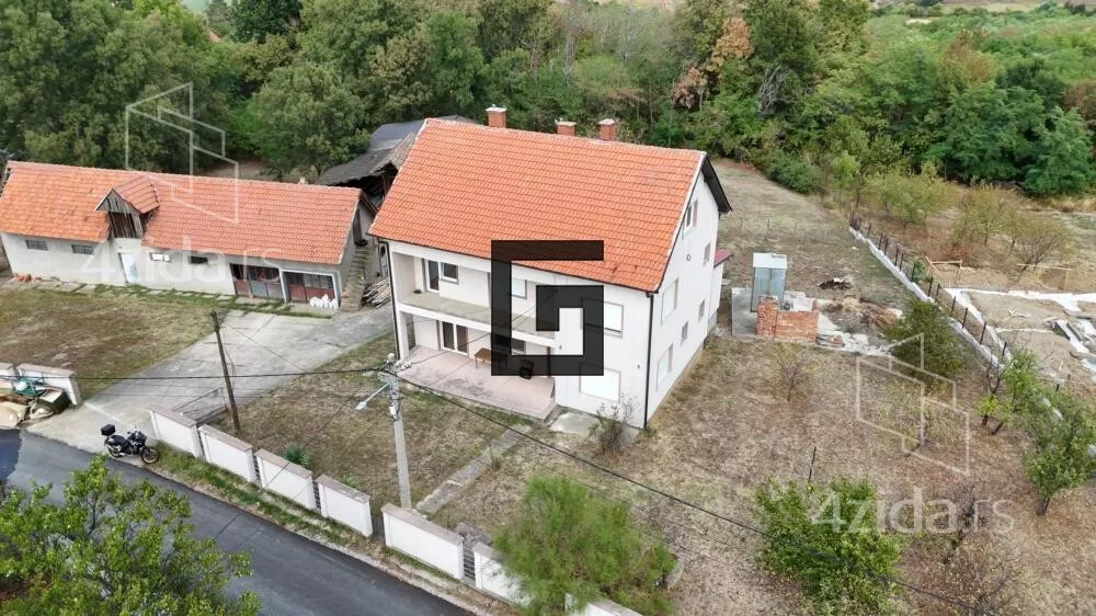 Kuća | 4zida