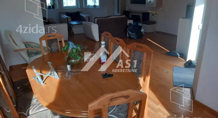 4-etažna kuća | 4zida