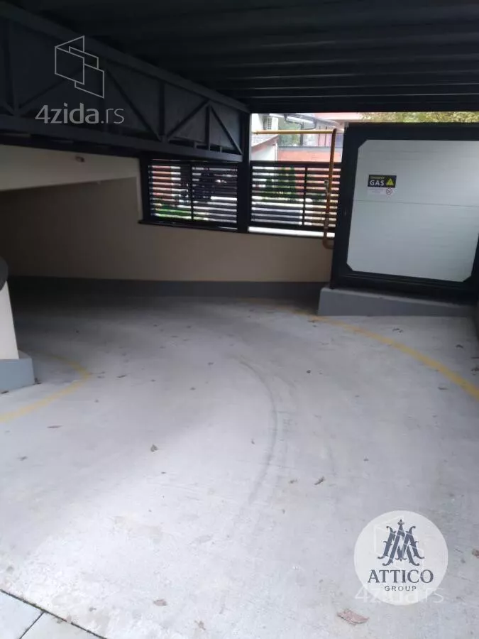 Garaža/Parking | 4zida