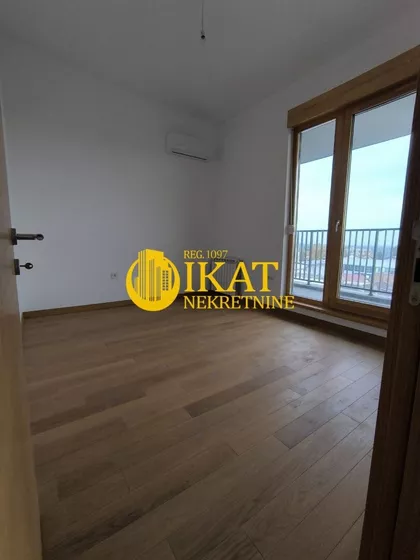 Šumadijska | 4zida.rs