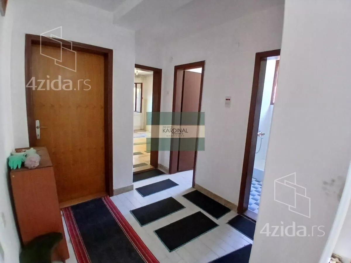 Kuća | 4zida