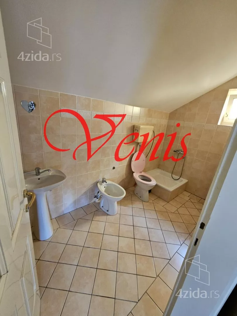 4-etažna kuća | 4zida