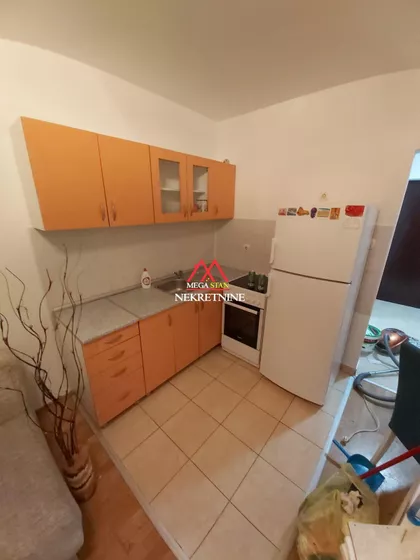 Janka Čmelika | 4zida.rs