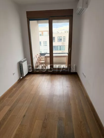 Tadije Sondermajera | 4zida.rs