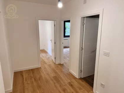 Vukov Spomenik | 4zida.rs