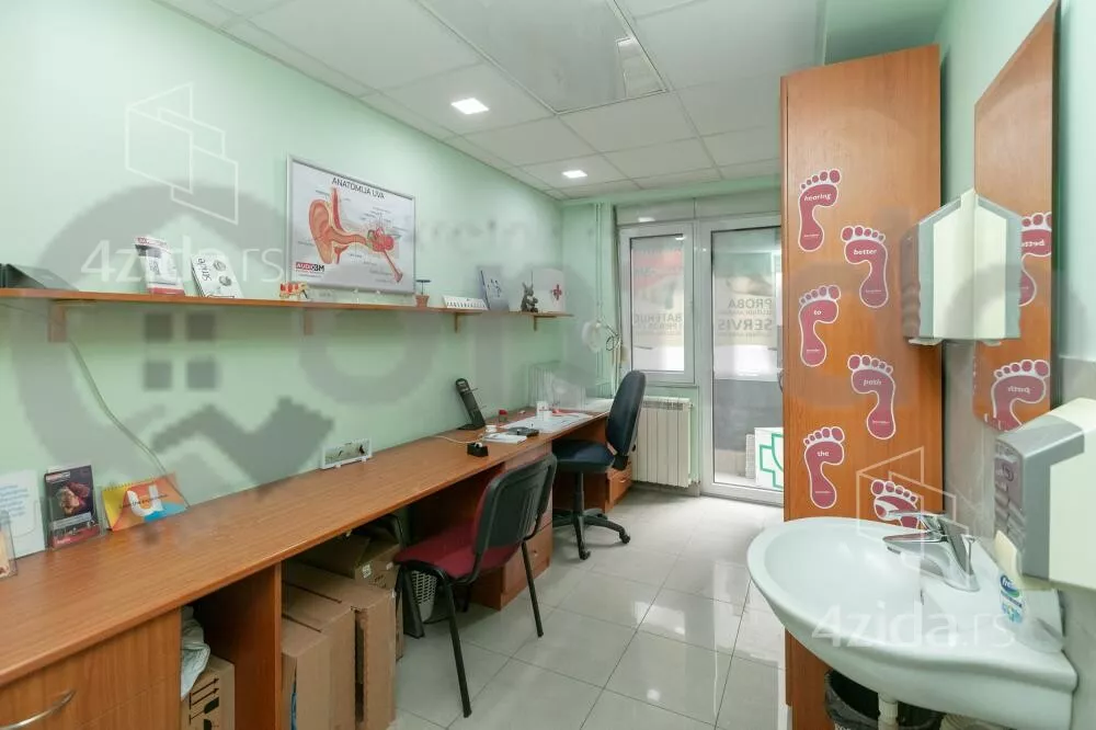 Poslovni prostor | 4zida