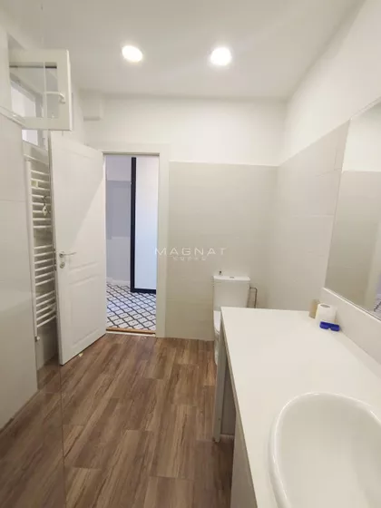 Gospodar Jevremova | 4zida.rs