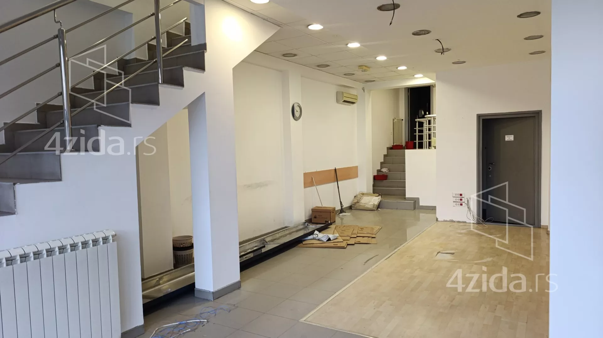 Poslovni prostor | 4zida