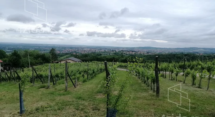 Poljoprivredno zemljište | 4zida