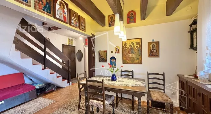 Troiposoban stan | 4zida