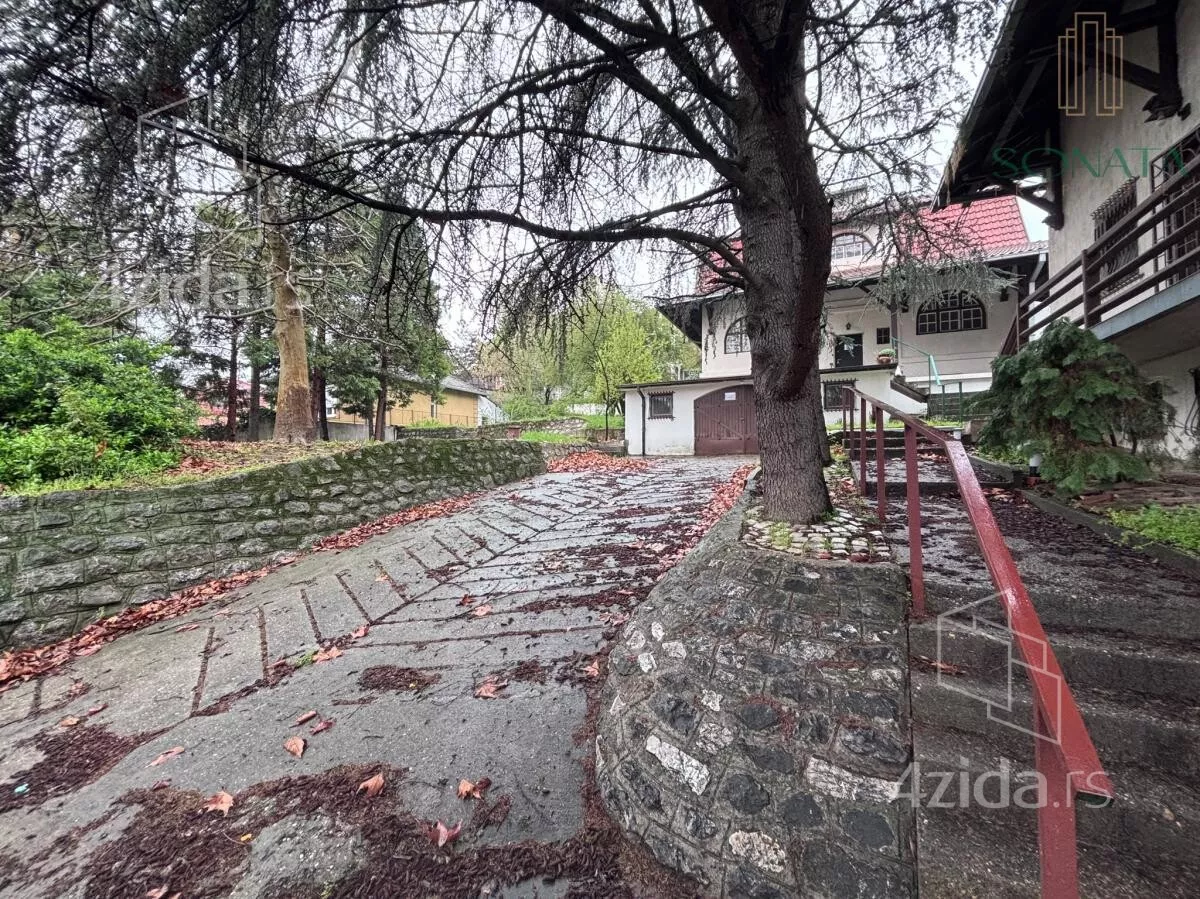 Kuća | 4zida