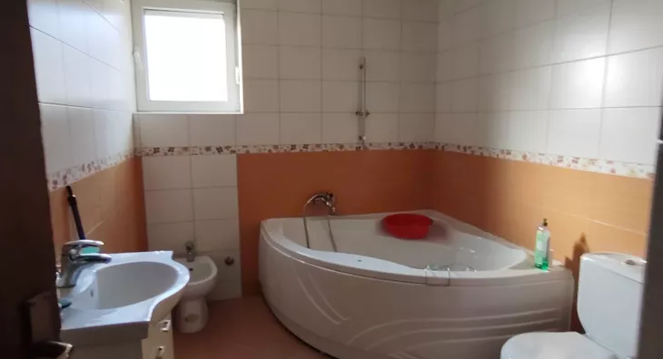 4-etažna kuća | 4zida