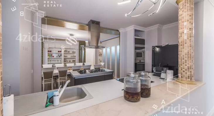 Šestosoban stan | 4zida