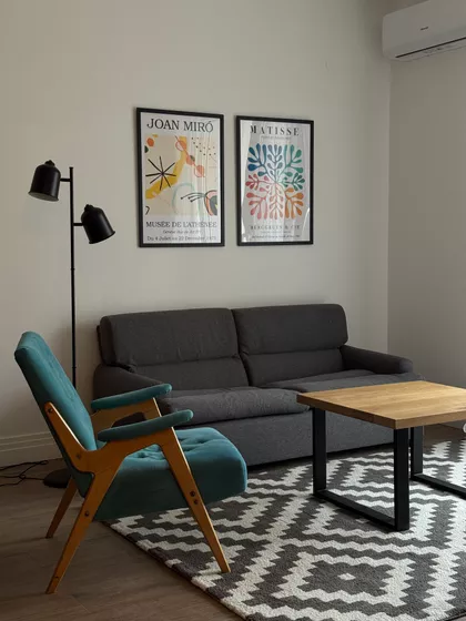 Luke Sučića 9 | 4zida.rs