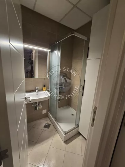 Banovo Brdo | 4zida.rs