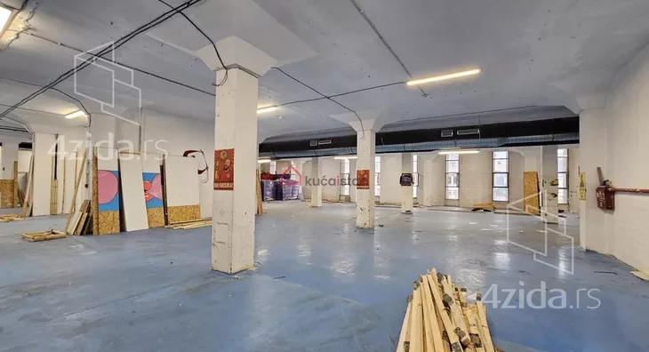 Poslovni prostor | 4zida