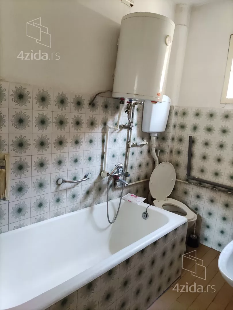 3-etažna kuća | 4zida