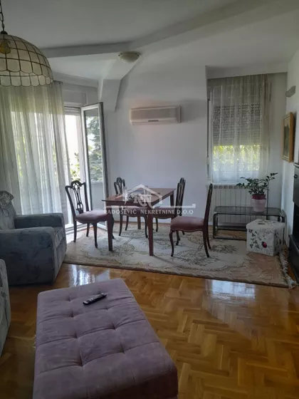 Izvorska | 4zida.rs