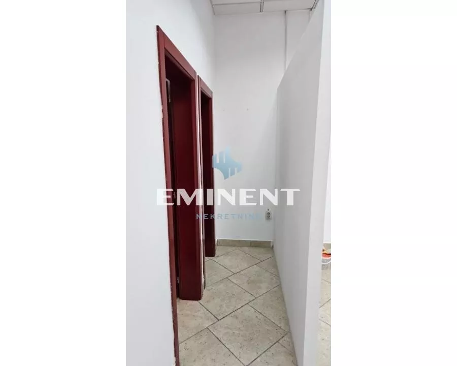 Lokal | 4zida