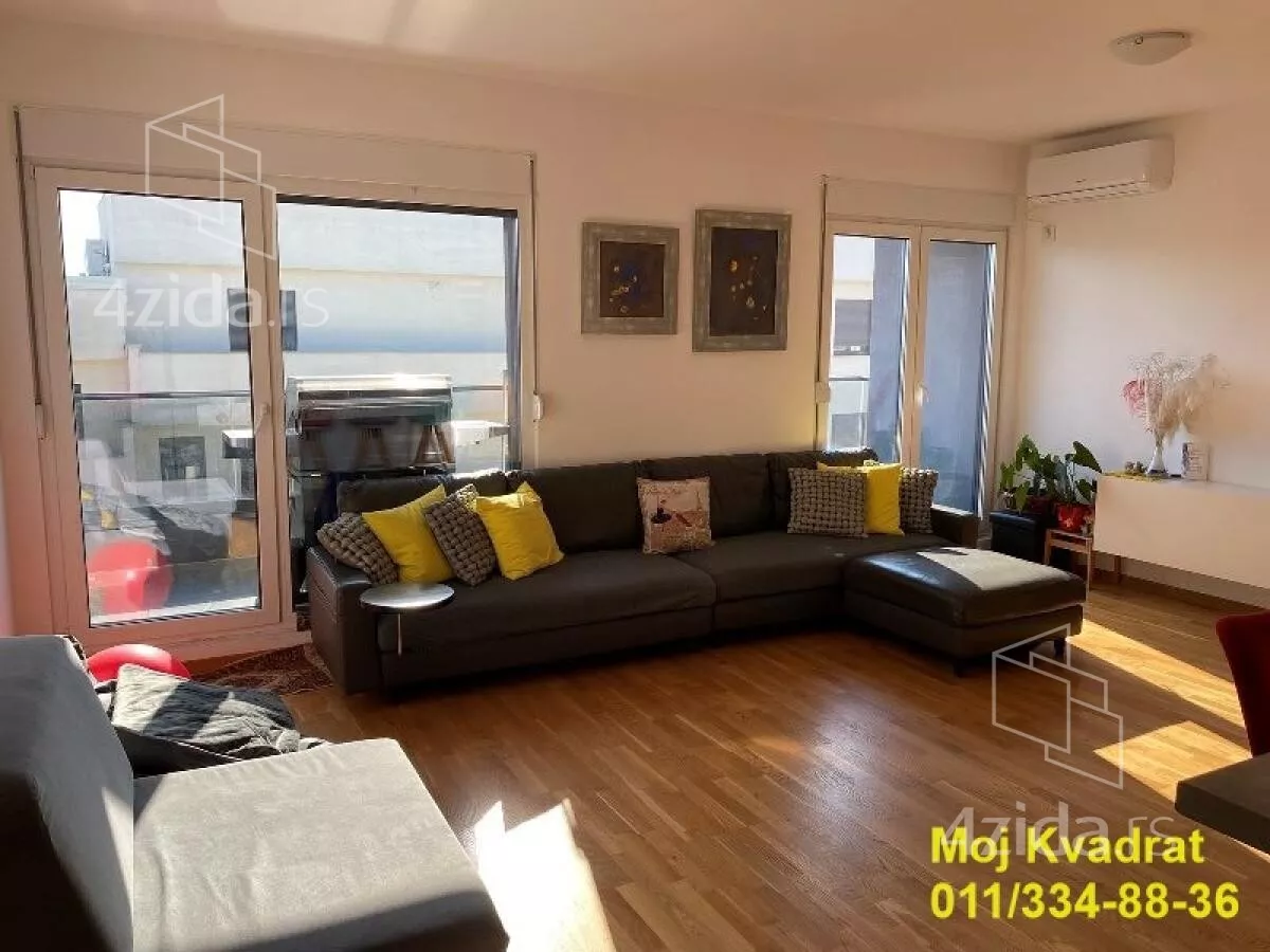 Četvorosoban stan | 4zida