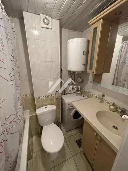 Petra Drapšina | 4zida.rs