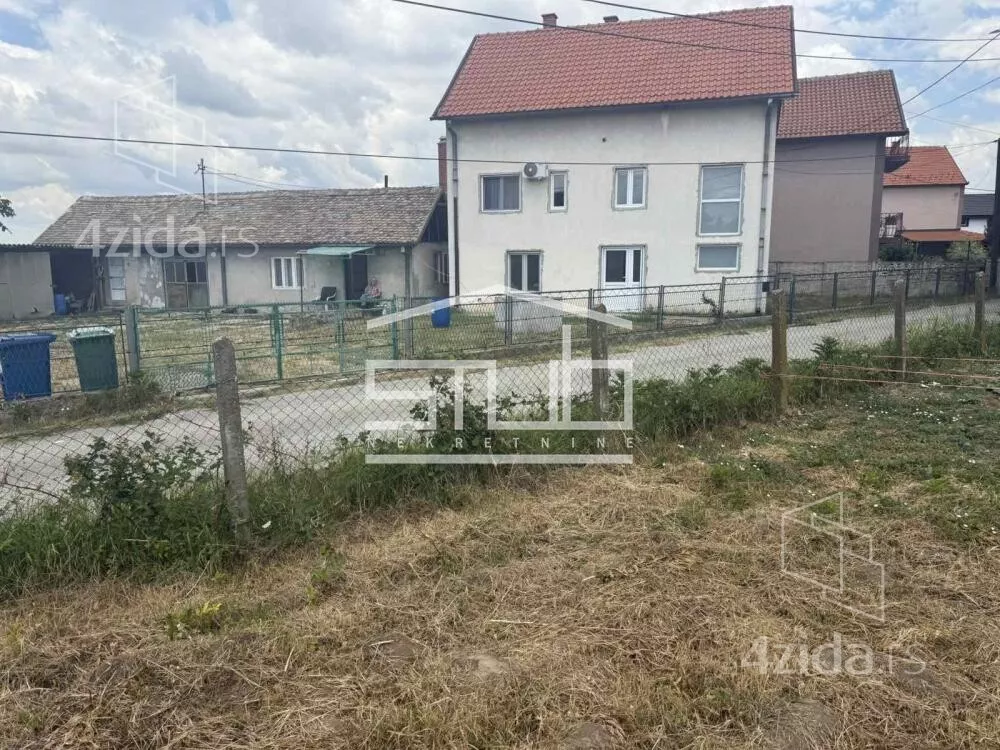 Građevinsko zemljište | 4zida