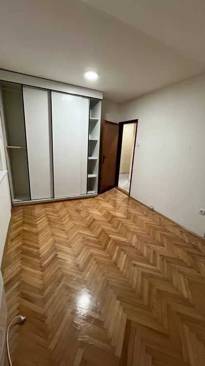 Žarka Miladinovića 49 | 4zida.rs