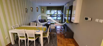 Lasla Gala | 4zida.rs