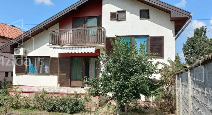 3-etažna kuća | 4zida