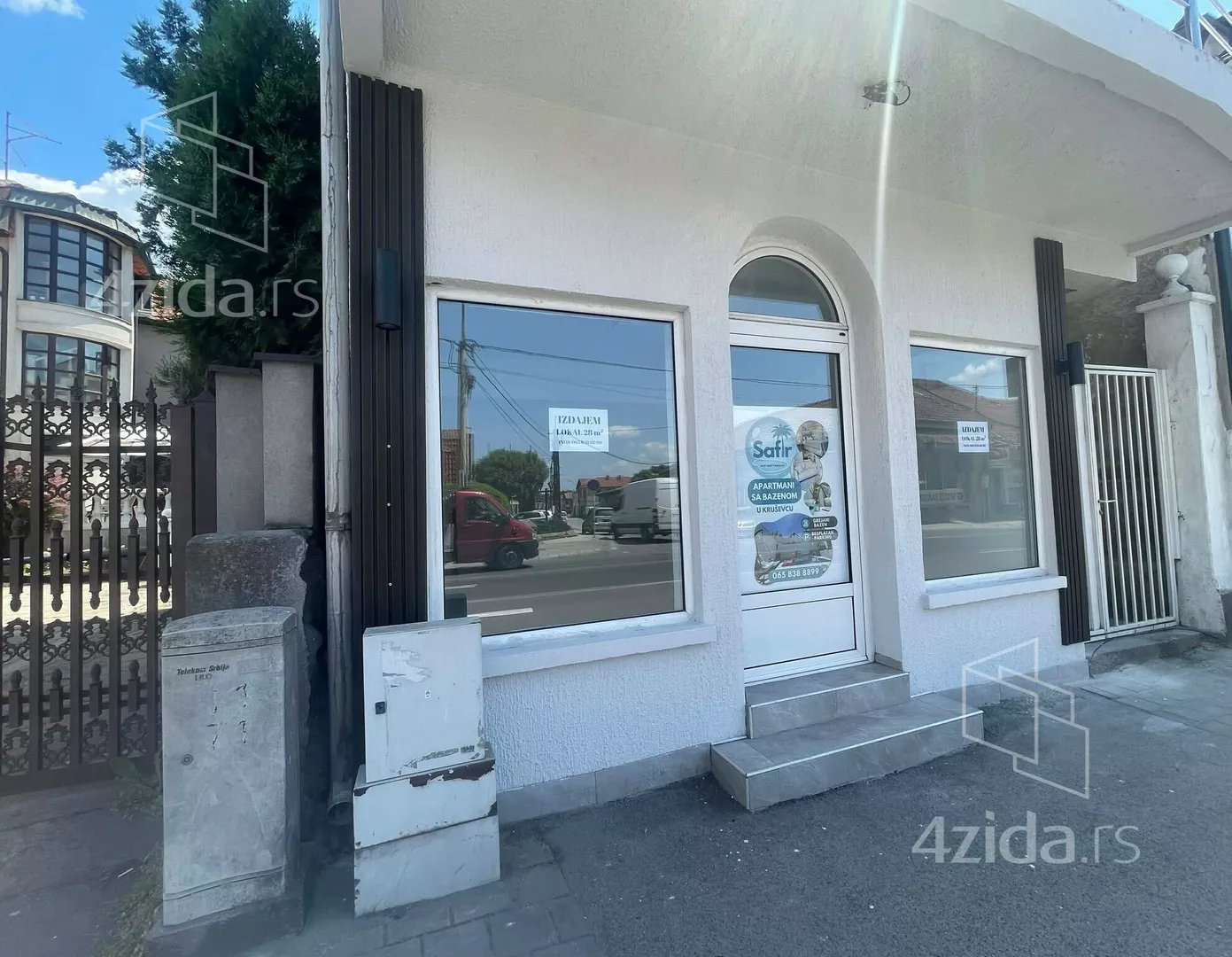Lokal | 4zida