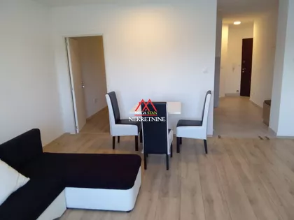Bulevar Cara Lazara | 4zida.rs