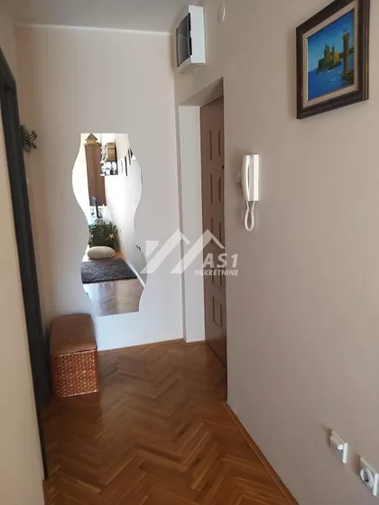 Hadži Ruvimova | 4zida.rs