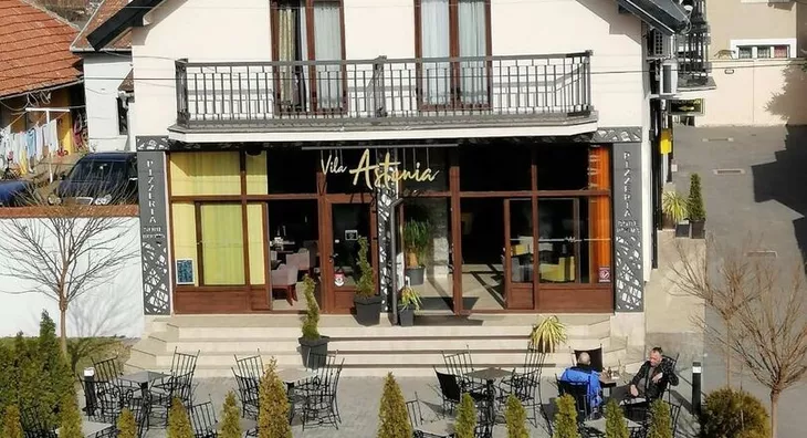 Ugostiteljski objekat | 4zida