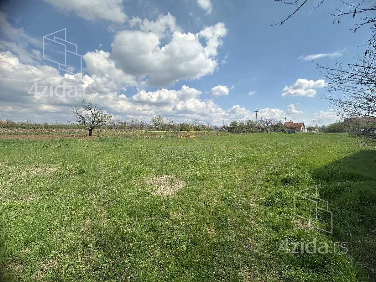 Plac | 4zida