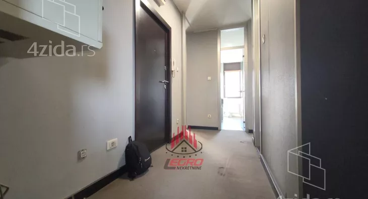 Četvoroiposoban stan | 4zida