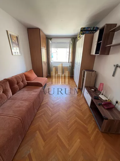Sitnička | 4zida.rs