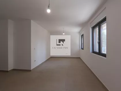 Crveni Krst Vračar | 4zida.rs