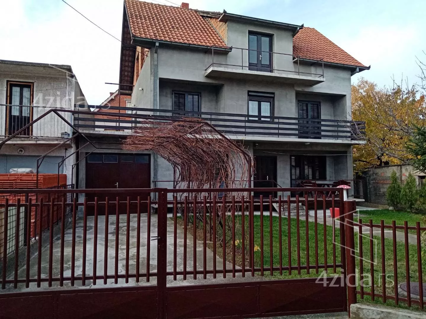3-etažna kuća | 4zida
