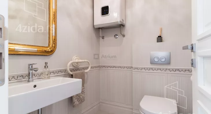 Šestosoban stan | 4zida