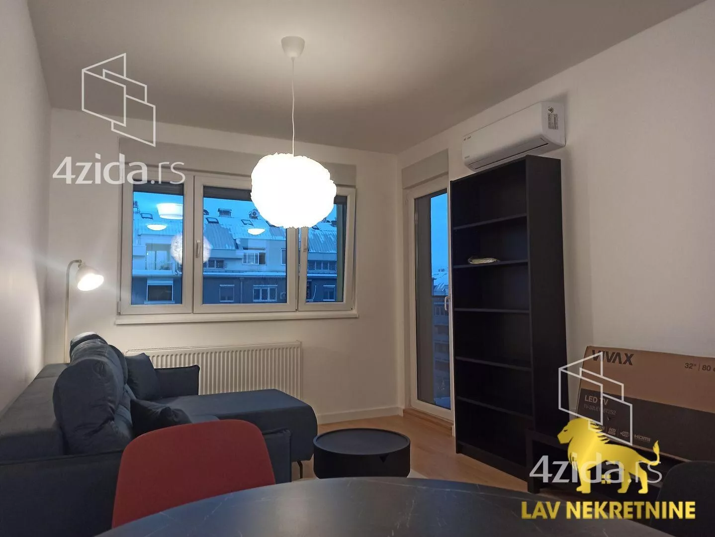 Jednoiposoban stan | 4zida