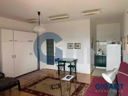 Alekse Popovića | 4zida.rs