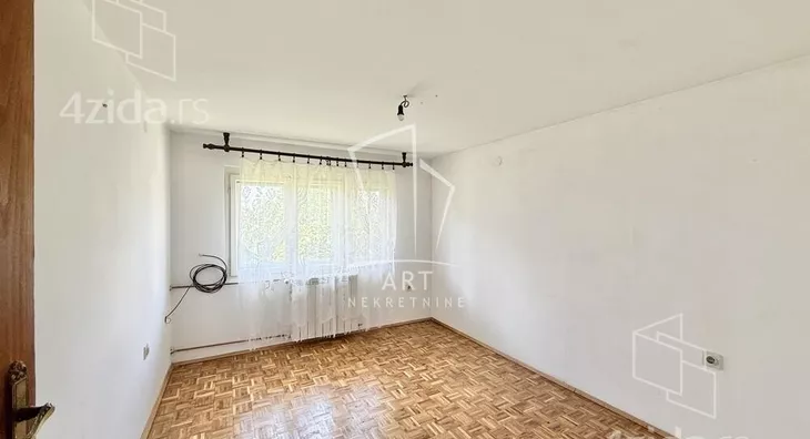 4-etažna kuća | 4zida
