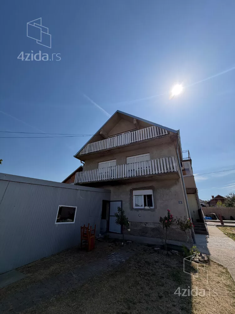 3-etažna kuća | 4zida