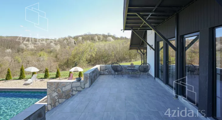 4-etažna kuća | 4zida