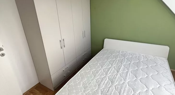 Šestosoban stan | 4zida