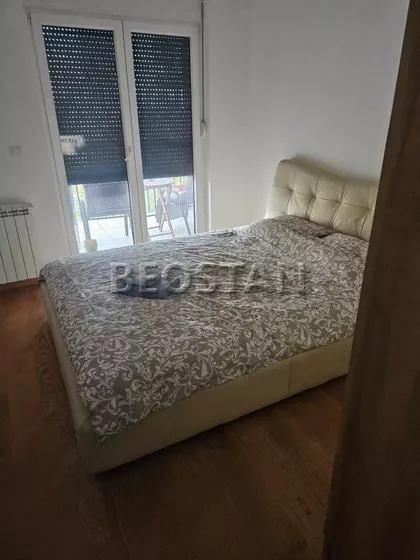 Uroša Martinovića | 4zida.rs