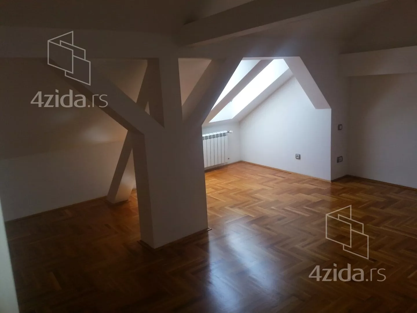 Parking | 4zida