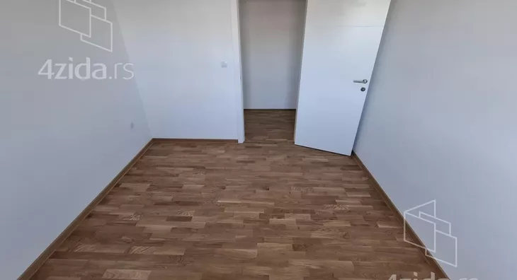 Četvoroiposoban stan | 4zida