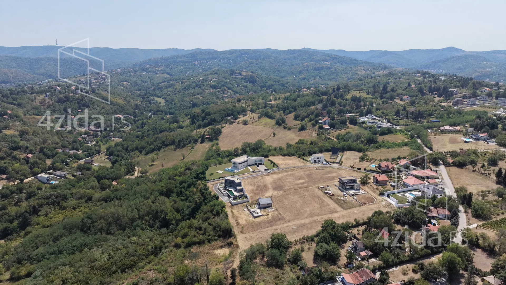 Građevinsko zemljište | 4zida